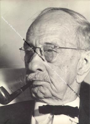 Elderly man with pipe