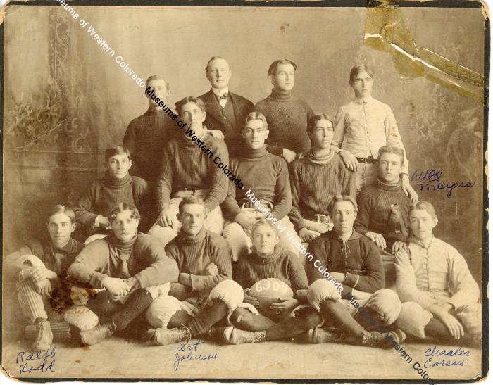GJHS Football Team, 1900