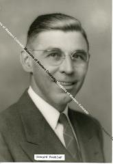 Black and white portrait of Howard Beehler