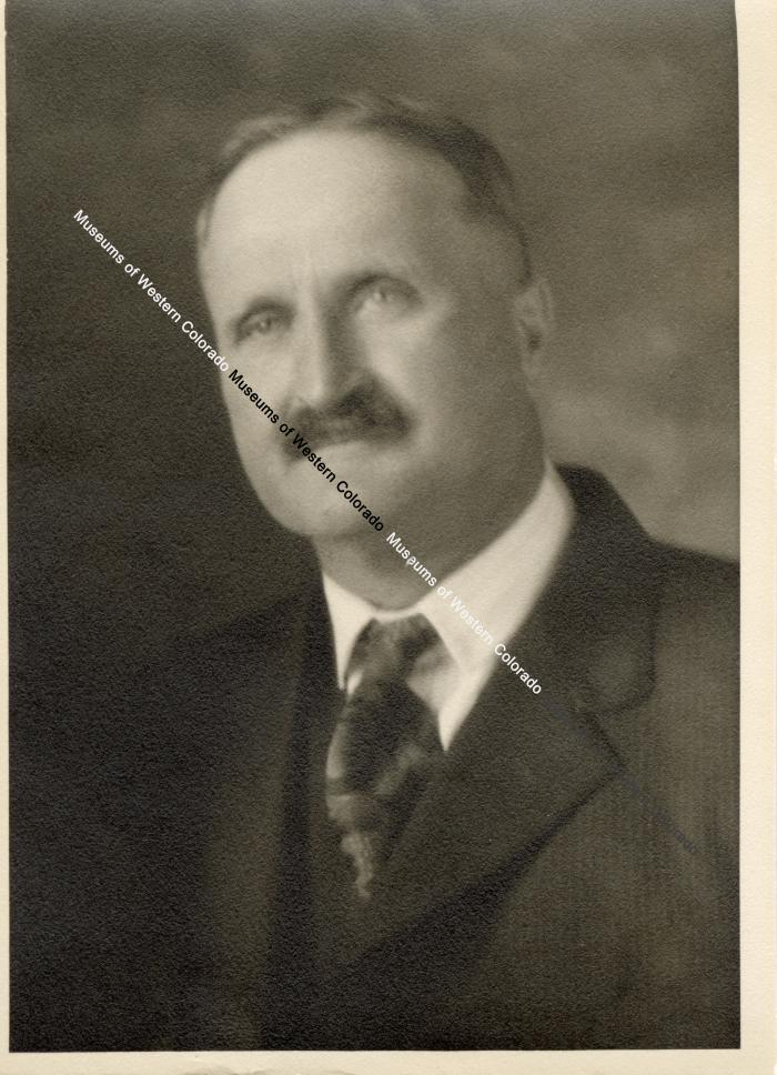 Portrait of Oscar W. Jaynes Sr.