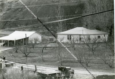 Photo of Jenkins Ranch and packing shed