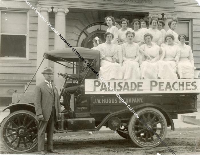 Photo of Palisade Peach Float
