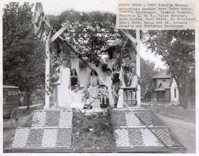 Photo of the 1921 Peach Queen and Attendants on a Float