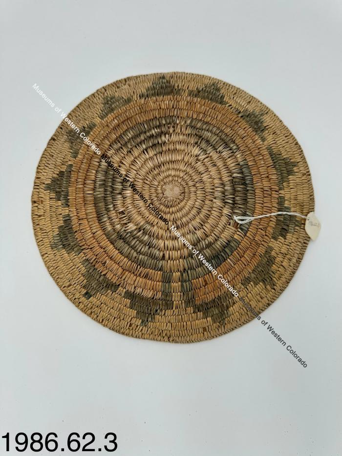 Navajo Wedding Basket with Cotton Tuft